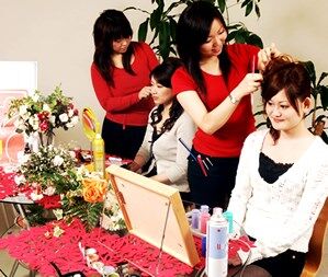 東京でヘアメイクの仕事依頼ならハイクオリティな弊社へ